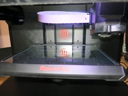 Новинка выставки CES 2014 в Лас-Вегасе 3D принтер MakerBot Replicator (5th Generation)
